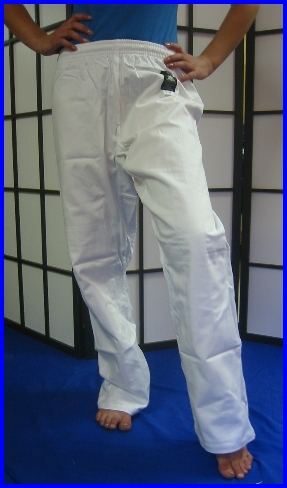 Trousers - White Elasticated 7/200
